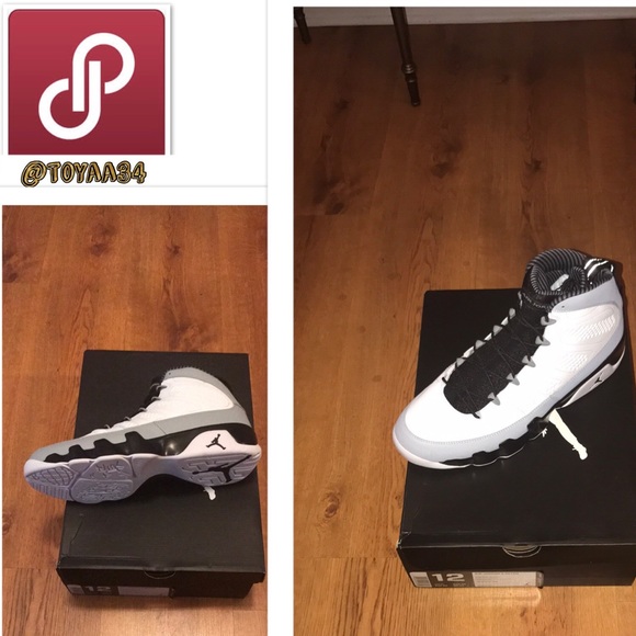 Air Jordan Other - Dead Stock Air Jordan 9 Barons size 12